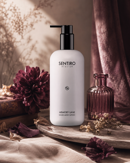 MEMORY LANE Hand & Body Lotion 300 ml von Sentiro Atelier