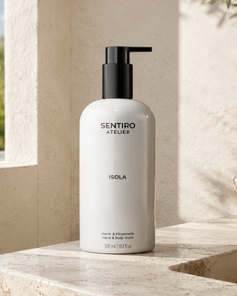 ISOLA Hand & Body Wash in einer mediterranen Pflegeszene
